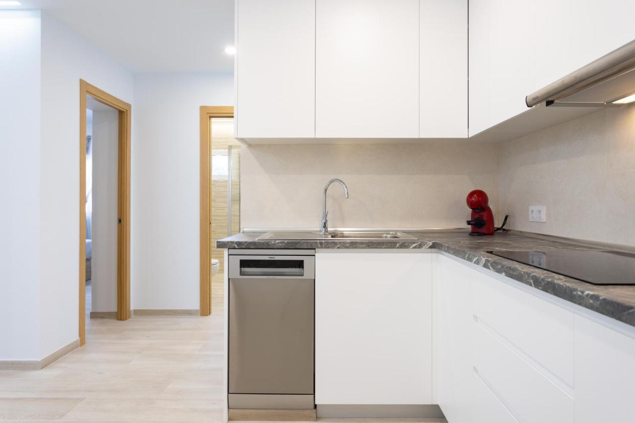 Ohana Townhouse Arona  Bagian luar foto