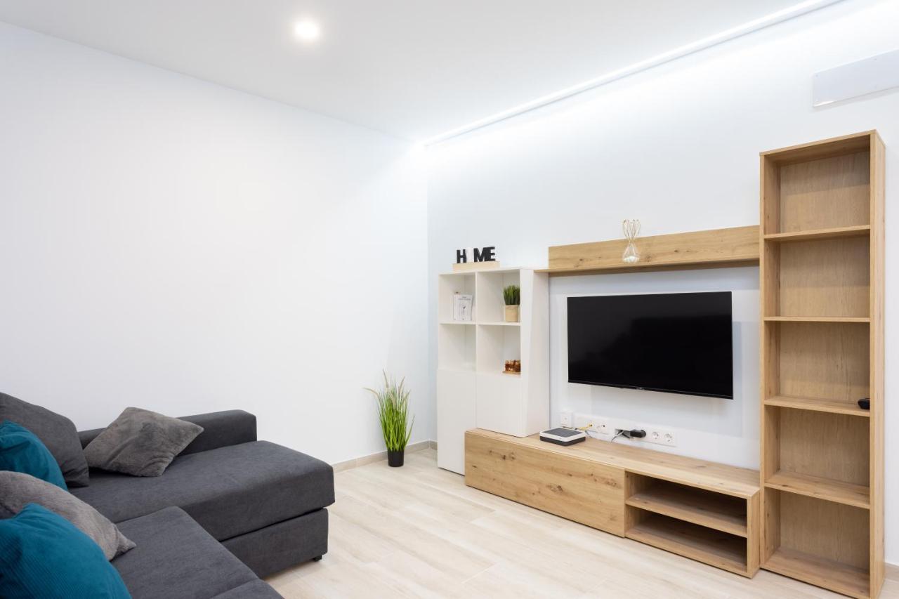 Ohana Townhouse Arona  Bagian luar foto
