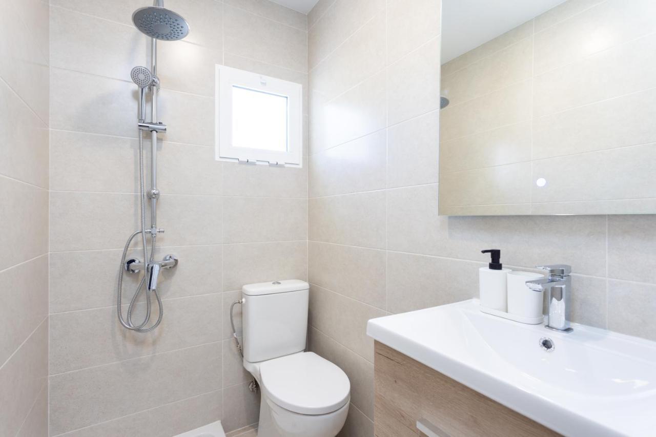 Ohana Townhouse Arona  Bagian luar foto
