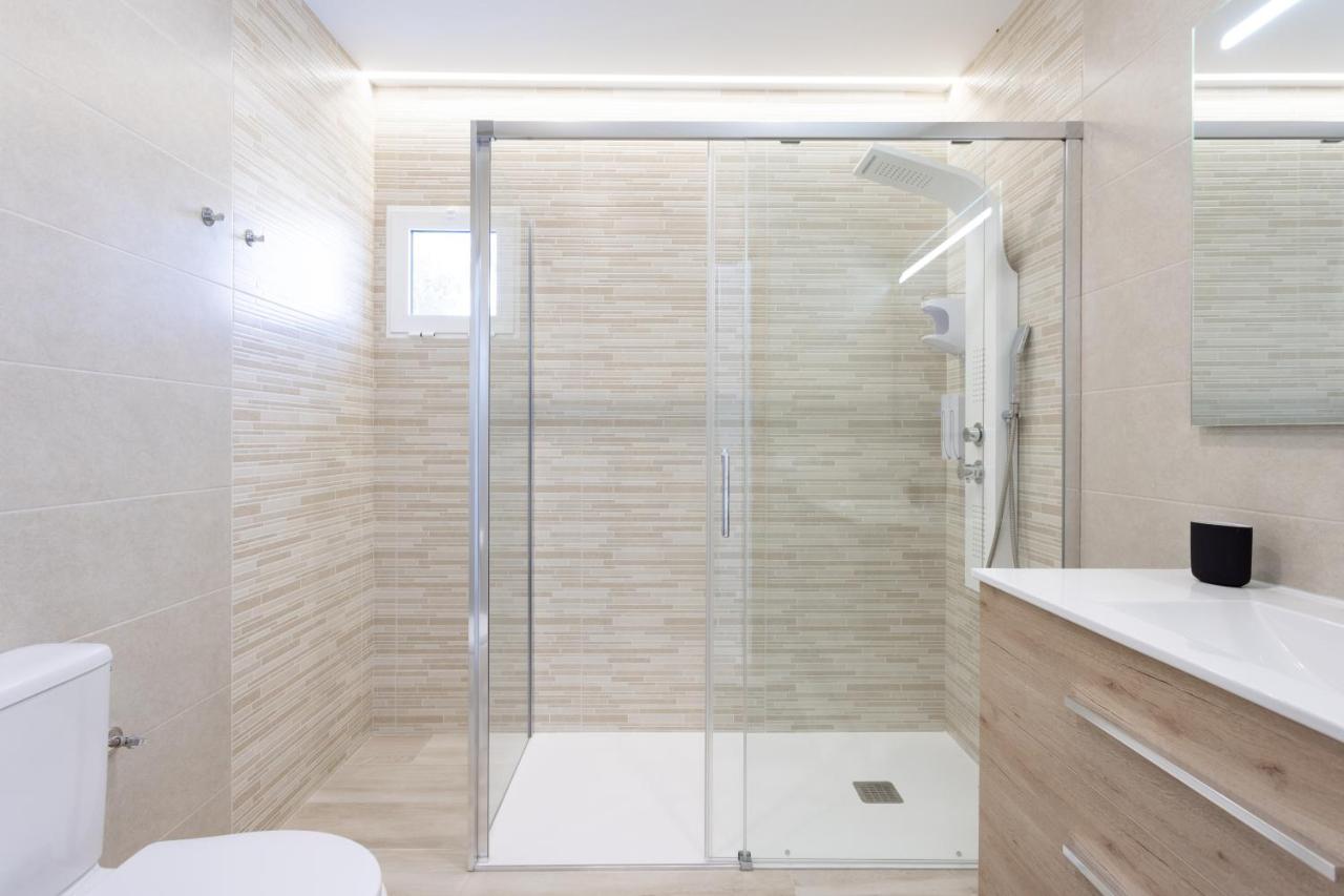 Ohana Townhouse Arona  Bagian luar foto